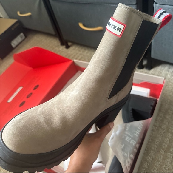 Hunter Women’s Miana Chelsea Boot - Size 9 - Picture 10 of 15
